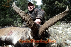 hunt trip spain